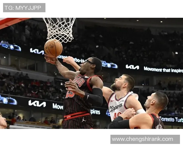 快船本场7人命中多记三分,追平队史纪录